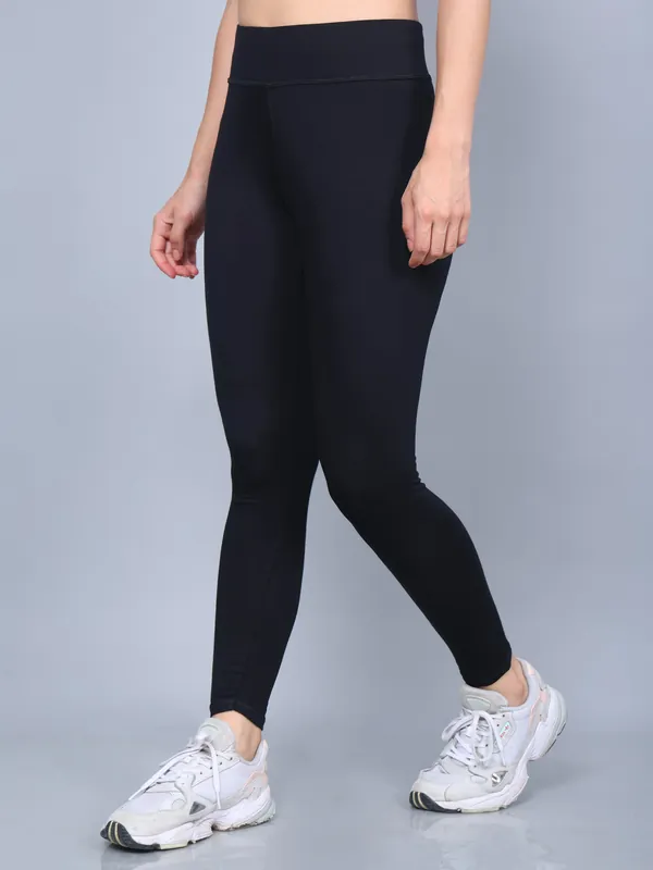Bamboo Fabric Yoga Pant | Black thumbnail