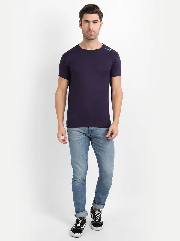 Bamboo Fabric T-Shirt for Men – Soft, Eco-Friendly, Breathable, Stylish, Perfect for Everyday Wear thumbnail