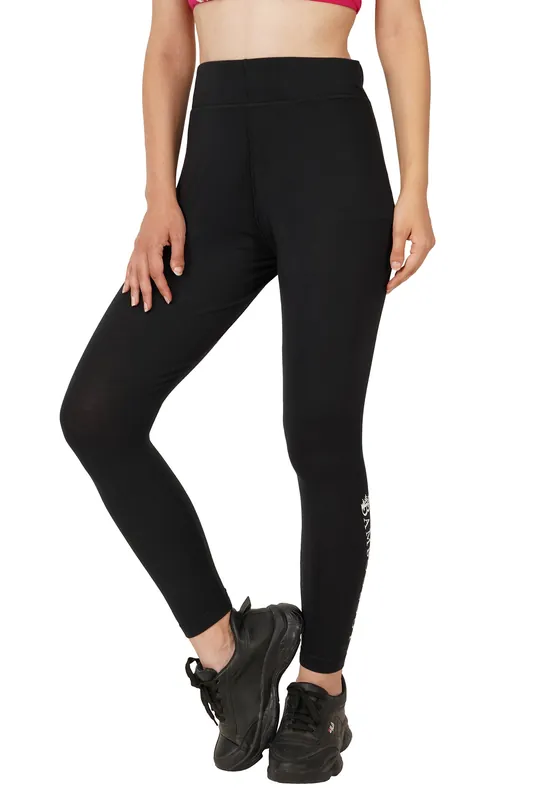 Bamboo Fabric Yoga Pant | Clean thumbnail
