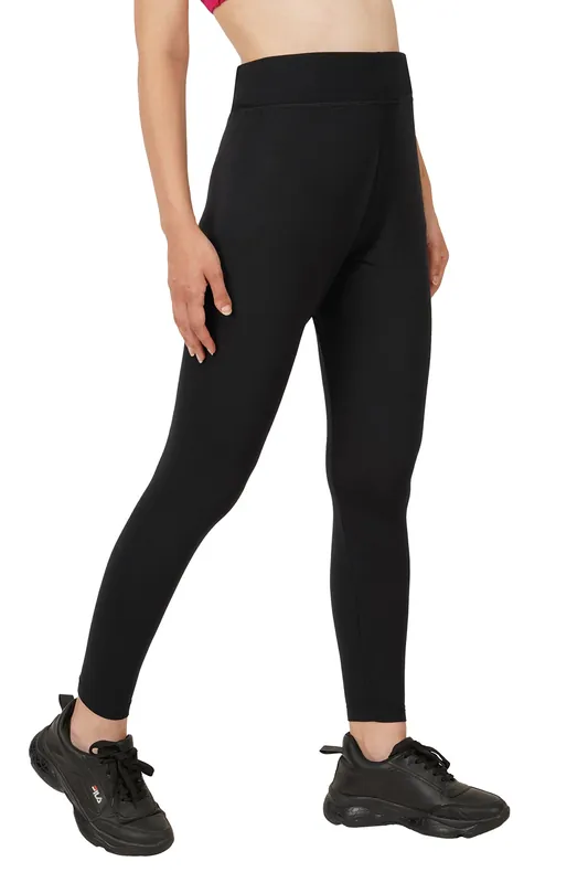 Bamboo Fabric Yoga Pant | Clean thumbnail